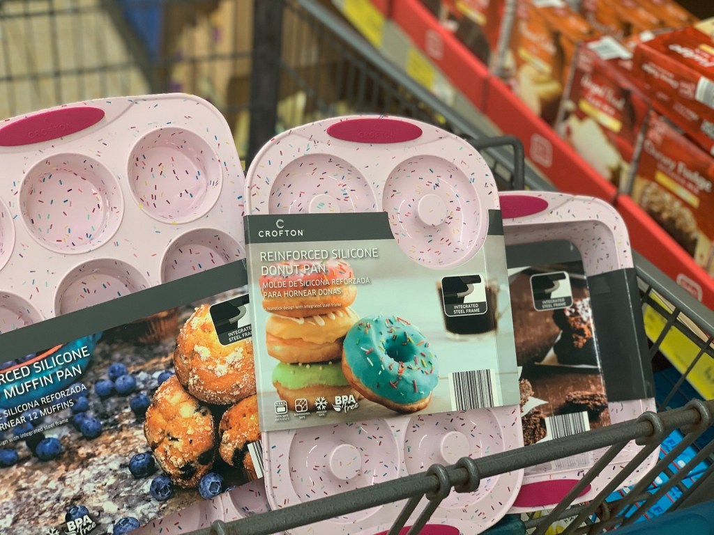 silicon Pans with sprinkle design in ALDI cart