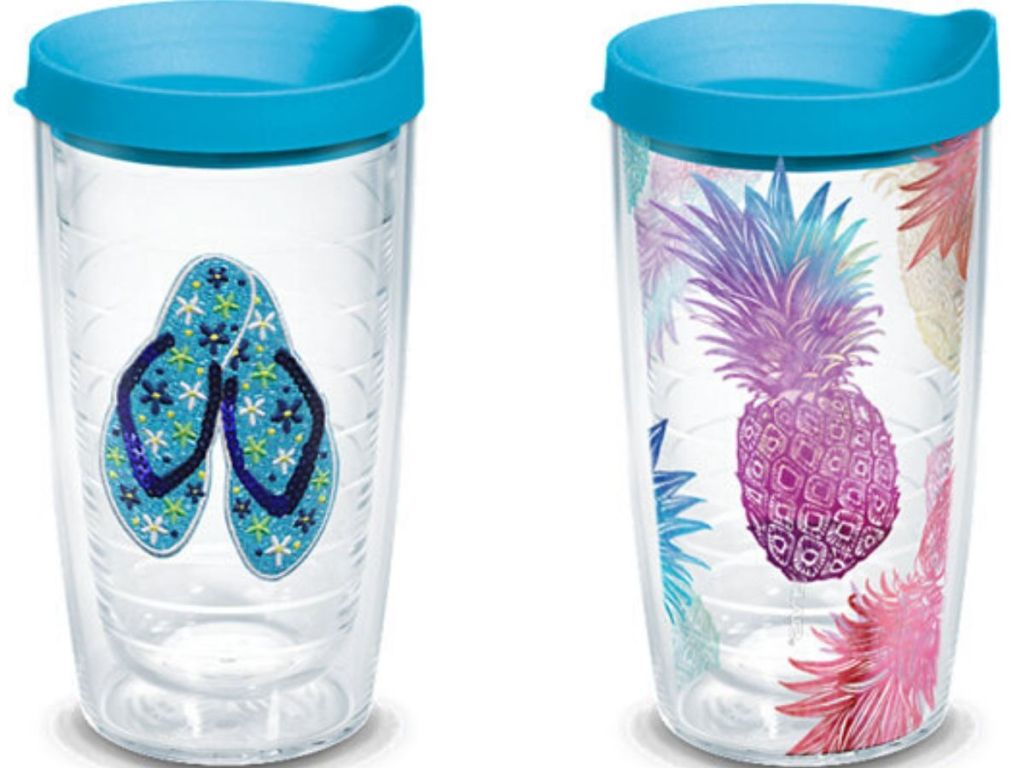 two plastic tumblers with lids