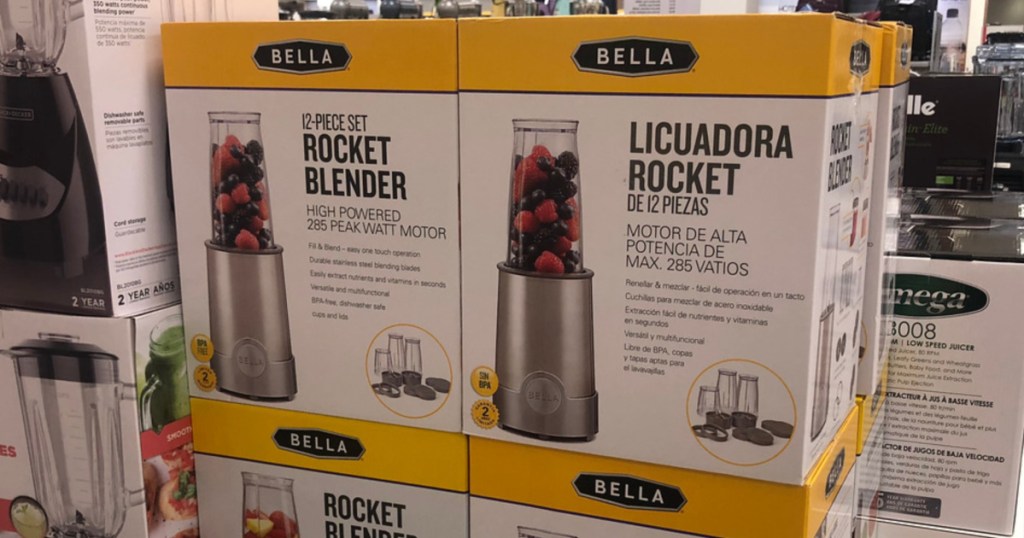 store display with boxes of hand held blenders