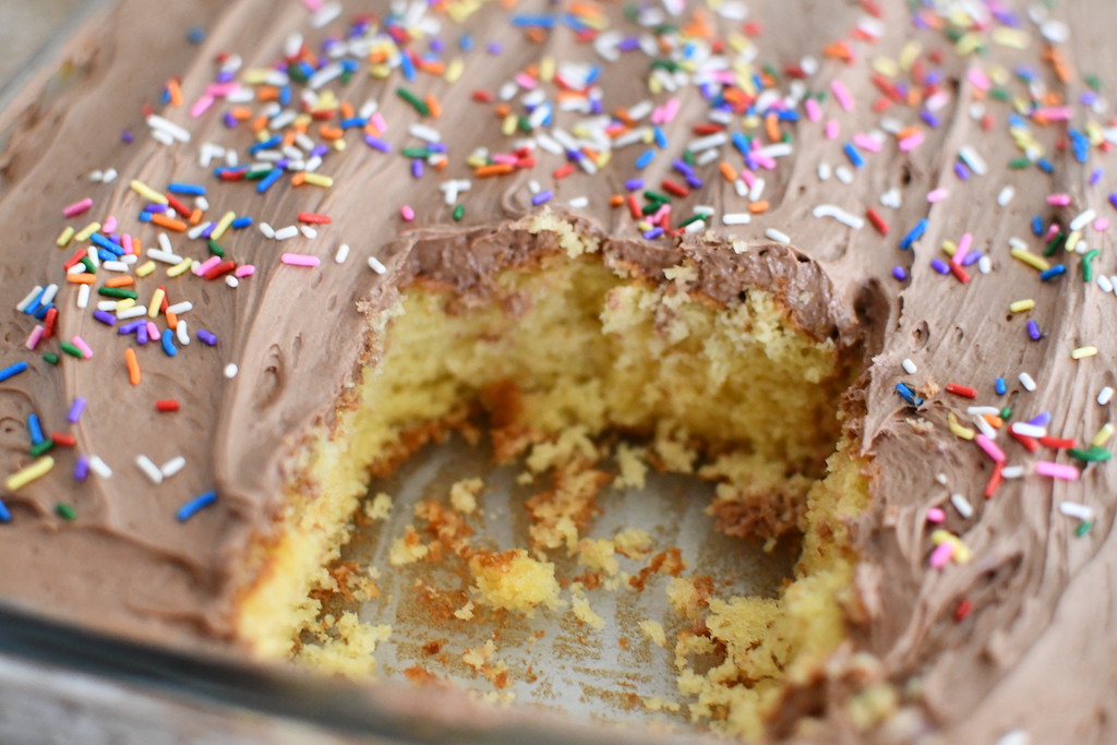 Box Cake Mix Hack To Make It Taste Like Its Bakery Quality 