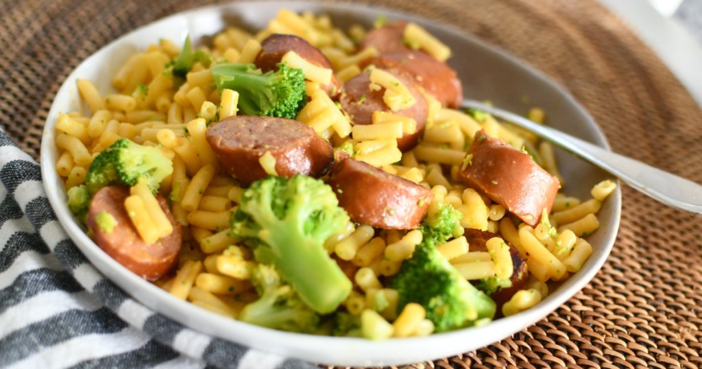 sausage and broccoli mac and cheese plate
