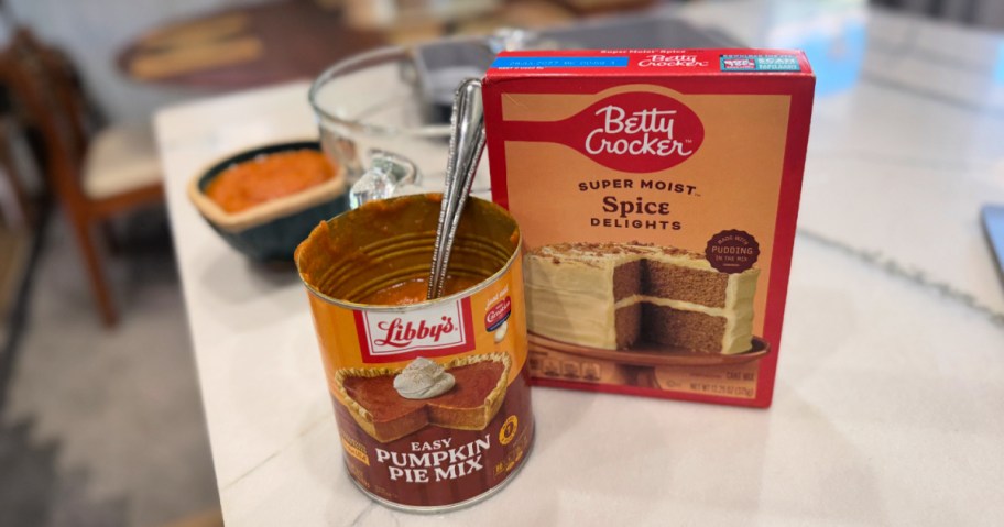 2 ingredient pumpkin pie bars 