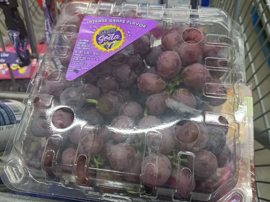 clamshell of grapes