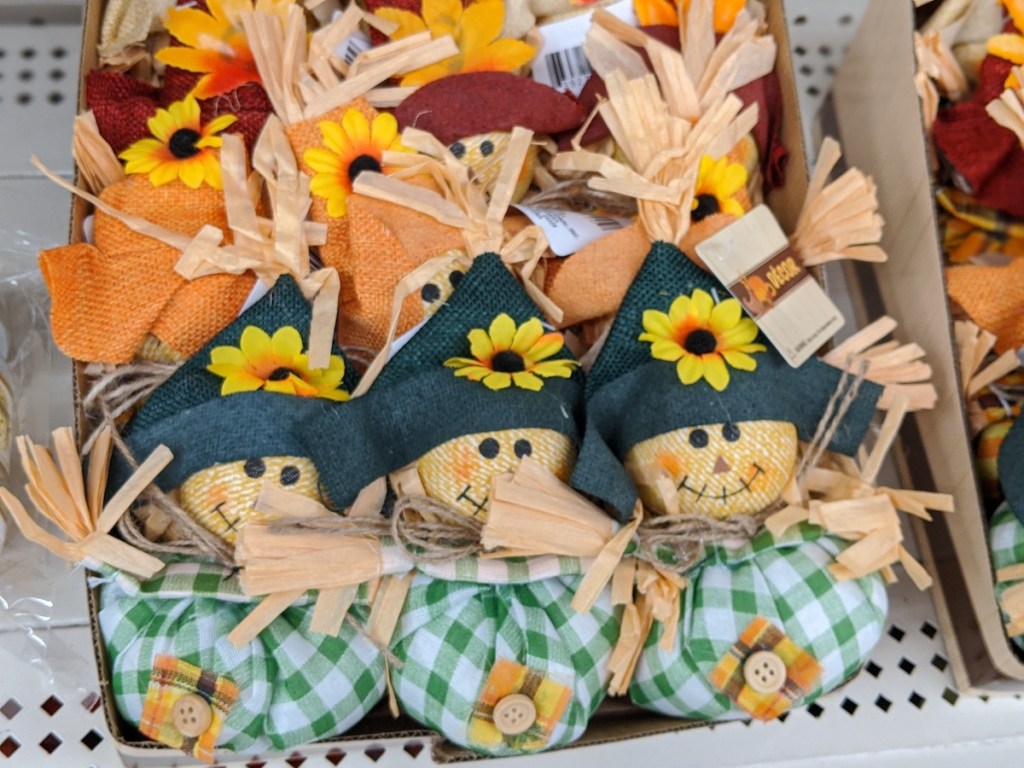 multiple Harvest Inspired Scarecrow Tabletop Decor