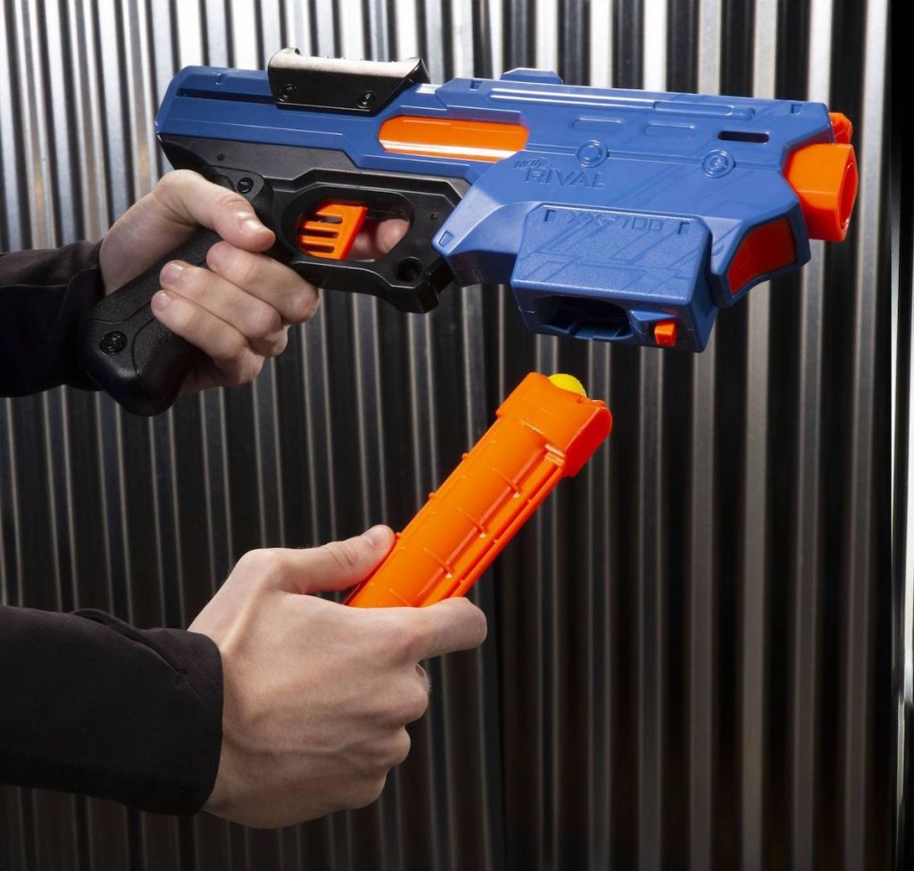 hand holding NERF Rival Finisher XX 700