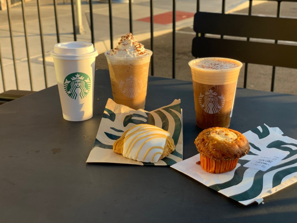 Weโve Got the Starbucks Pumpkin Spice Latte Release Date! Lipstick Alley
