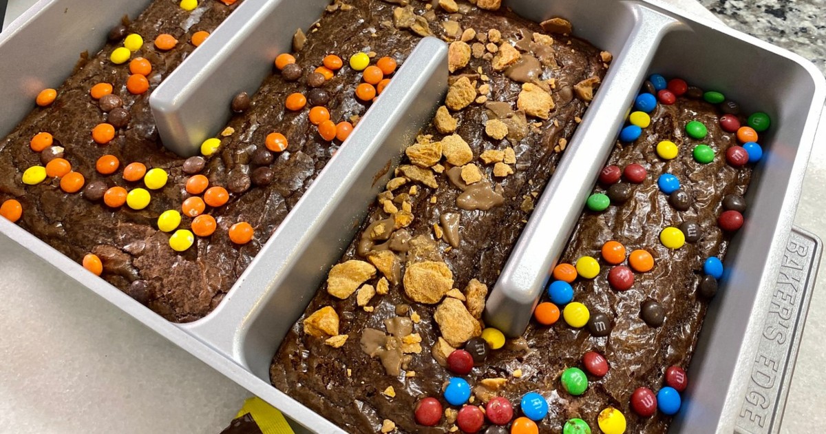brownie in Baker's Edge pan with candy toppings
