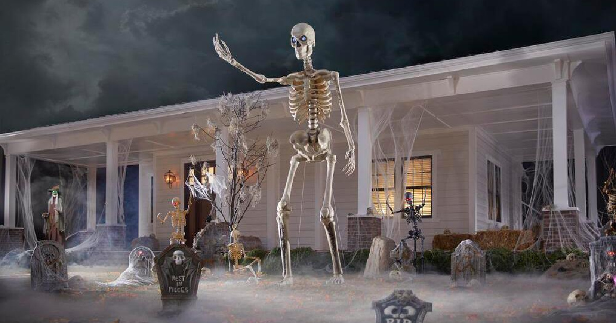 This Giant 12' Skeleton w/ LifeEyes Will Make Your Home