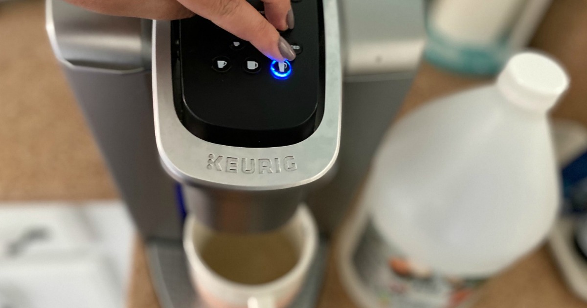 Here S How To Descale A Keurig Coffee Maker Using White Vinegar   Keurig Coffee Maker Cleaning 