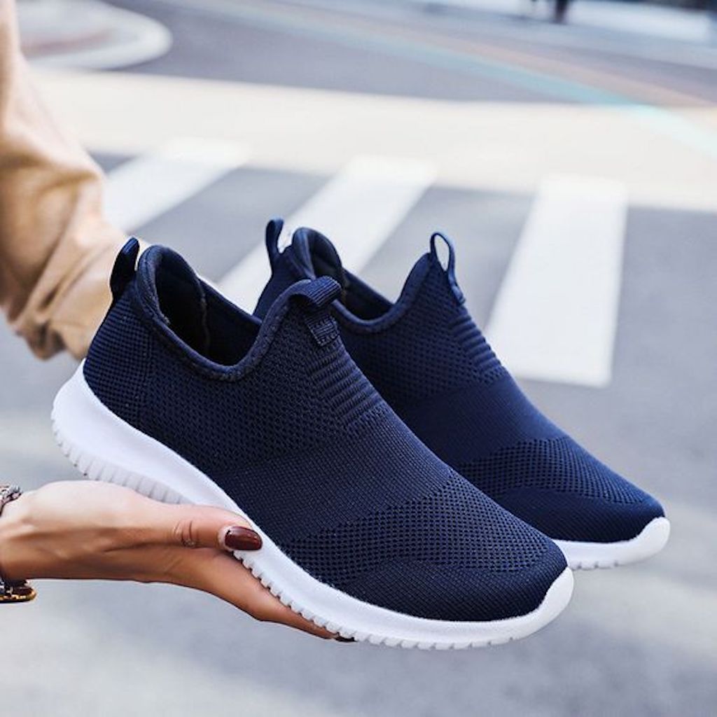 TIOSEBON Uomo Scarpe Slip-On Sportive Leggere - Traspiranti Per Corsa E Camminata, Taglia 46 Blu Navy