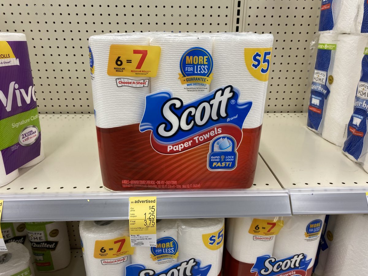 Scott paper towels on Walgreens Shelf