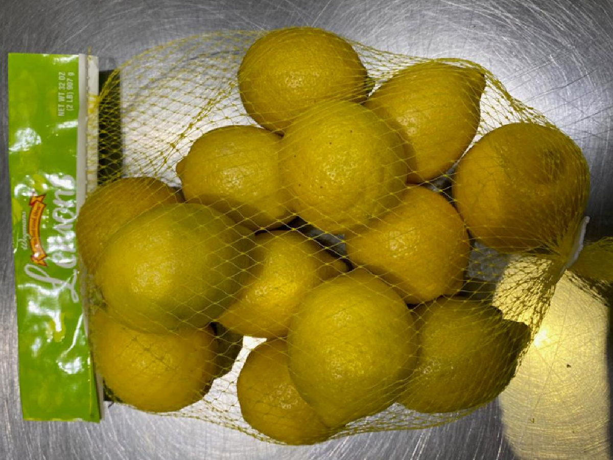 mesh bag of lemons