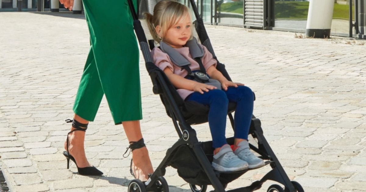 stroller that fits in carry on