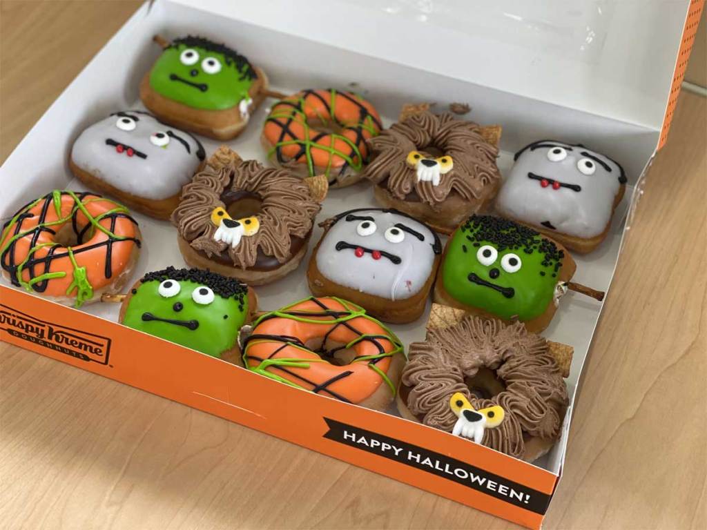 halloween donuts in box