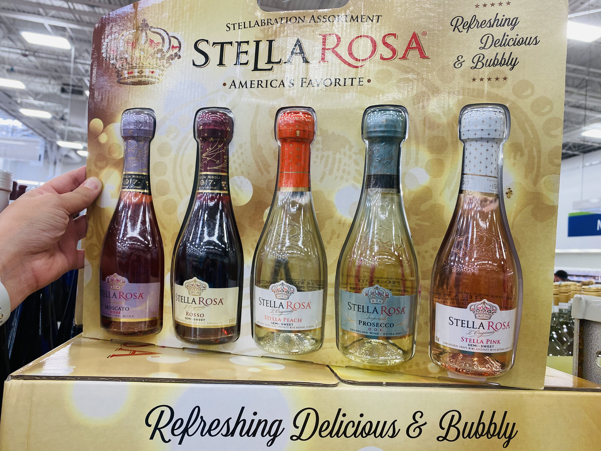 how to open stella rosa moscato bottle