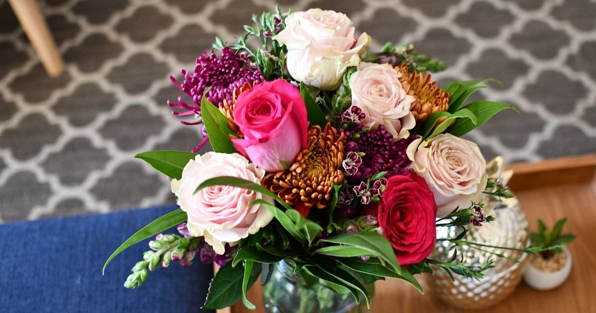 8 Best Ways to Score Beautiful Bouquets of Flowers for Cheap