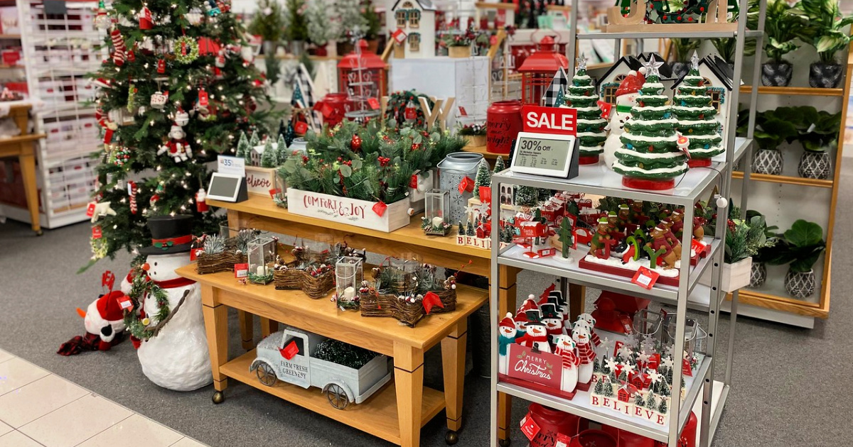 Over 55% Off Farmhouse Christmas Decor on Kohls.com | Throw Pillows, Photo Frames &amp; More • Hip2Save