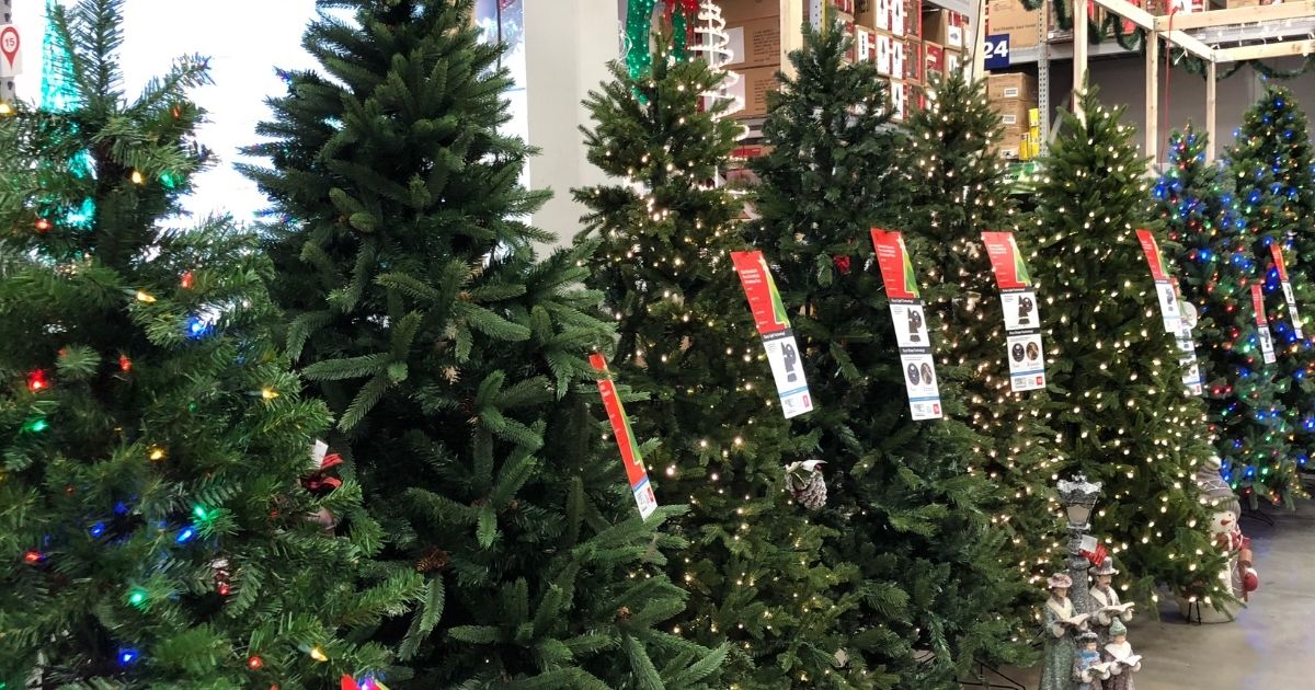Pre-Lit 7.5\' Artificial Christmas Tree Only $79 Shipped on Lowes ...