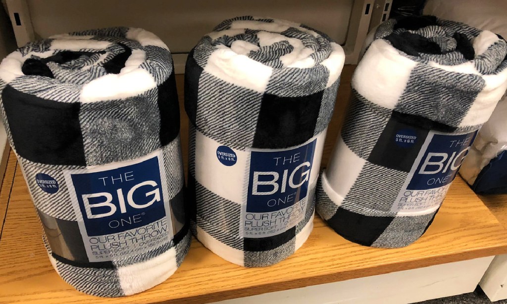 The Big One Oversized Supersoft Plush Throws