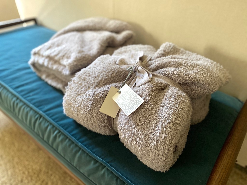 Save $100 With This Barefoot Dreams Blanket Dupe - Hip2Save