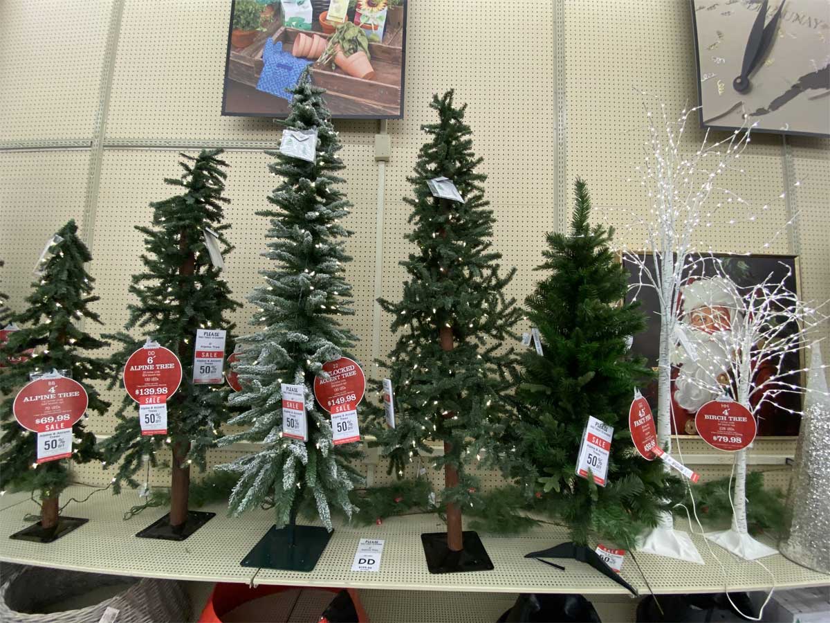 Hobby lobby christmas trees store with lights