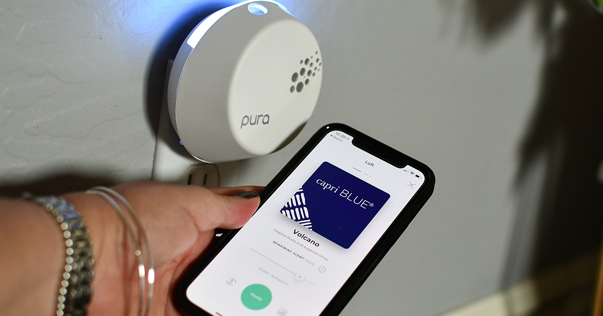 I Tried the Pura Smart Diffuser Plug-in and Now I Have Three