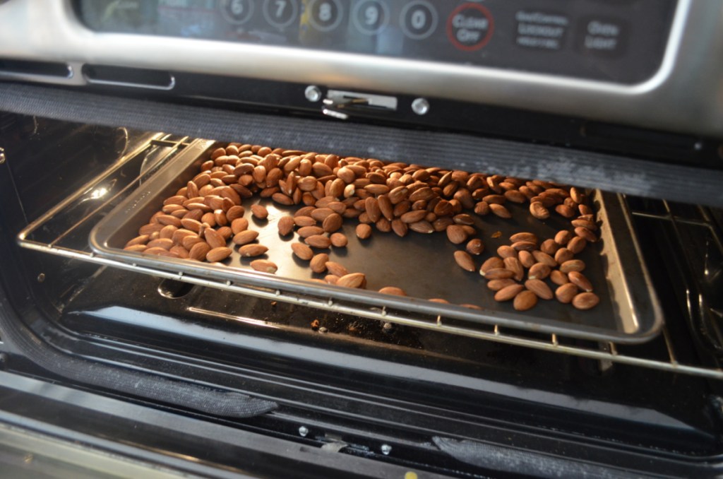 roasting almonds in the oven