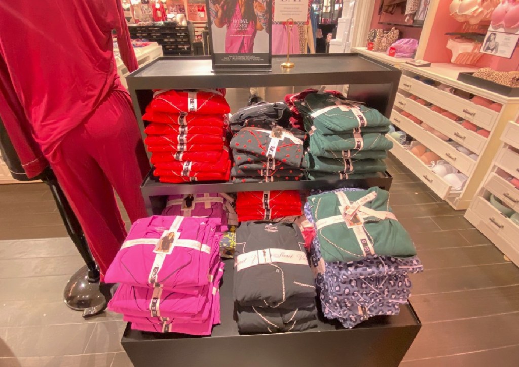 Victoria's Secret - Black Friday heaven awaits! Some of our stores