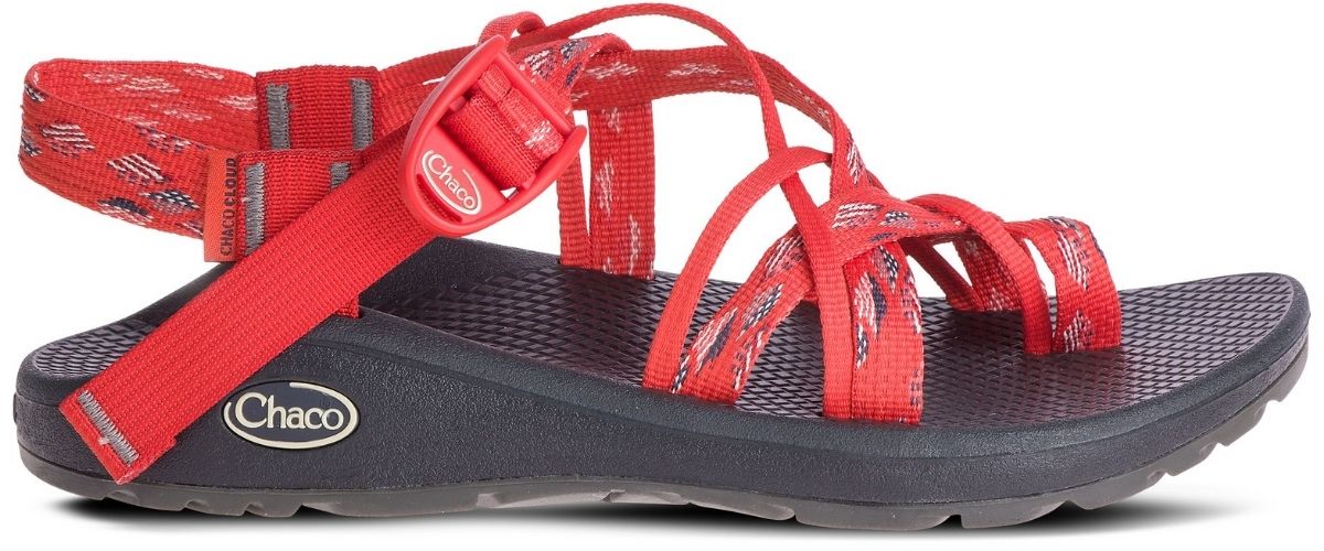 chaco slip on shoes