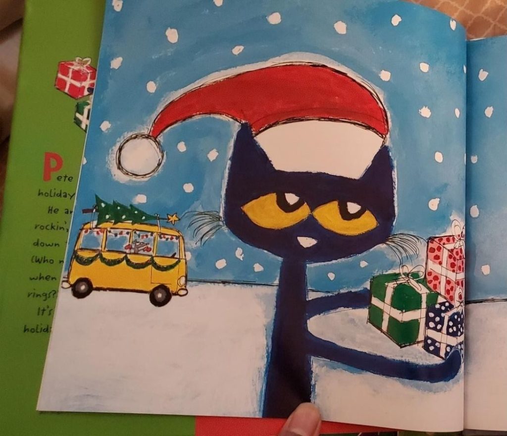 Pete The Cat's 12 Groovy Days of Christmas