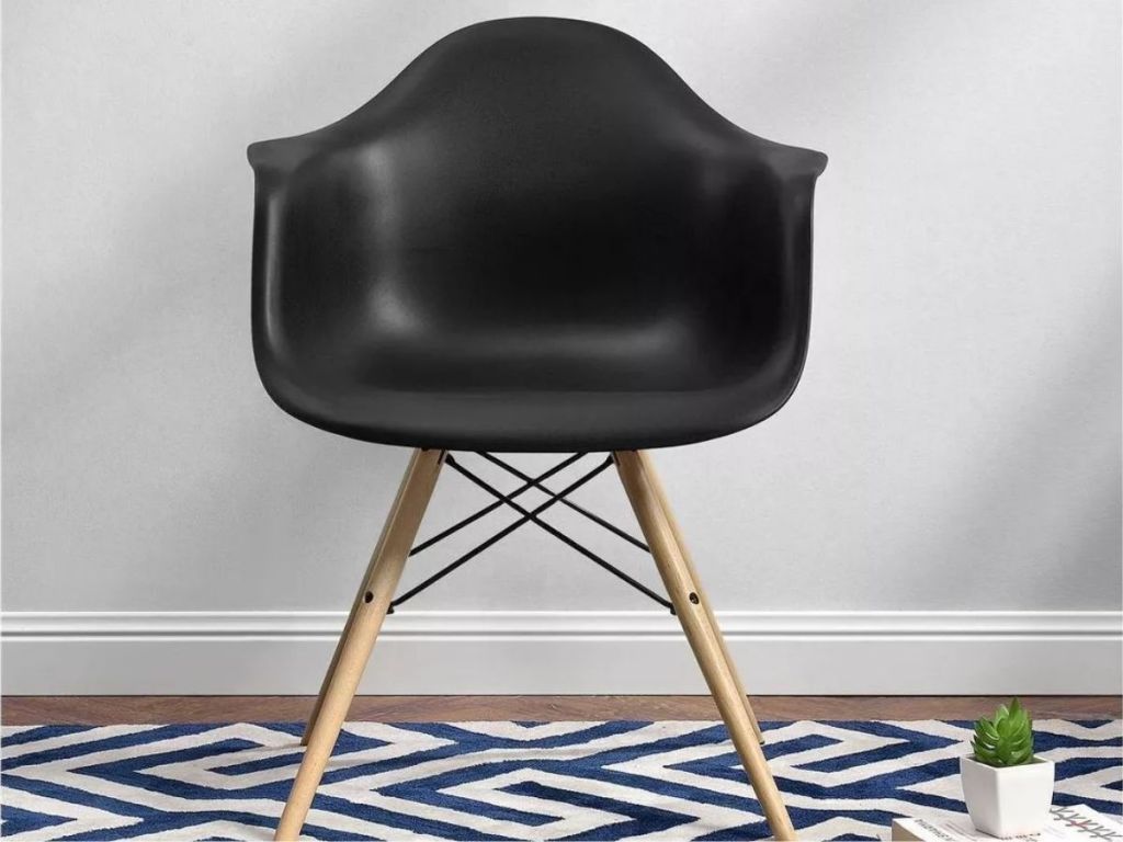 Target Mid Century Modern Chair in black