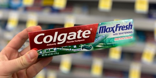 Colgate Whitening Toothpaste 4-Pack Just $6.59 Shipped on Amazon (Reg. $14)