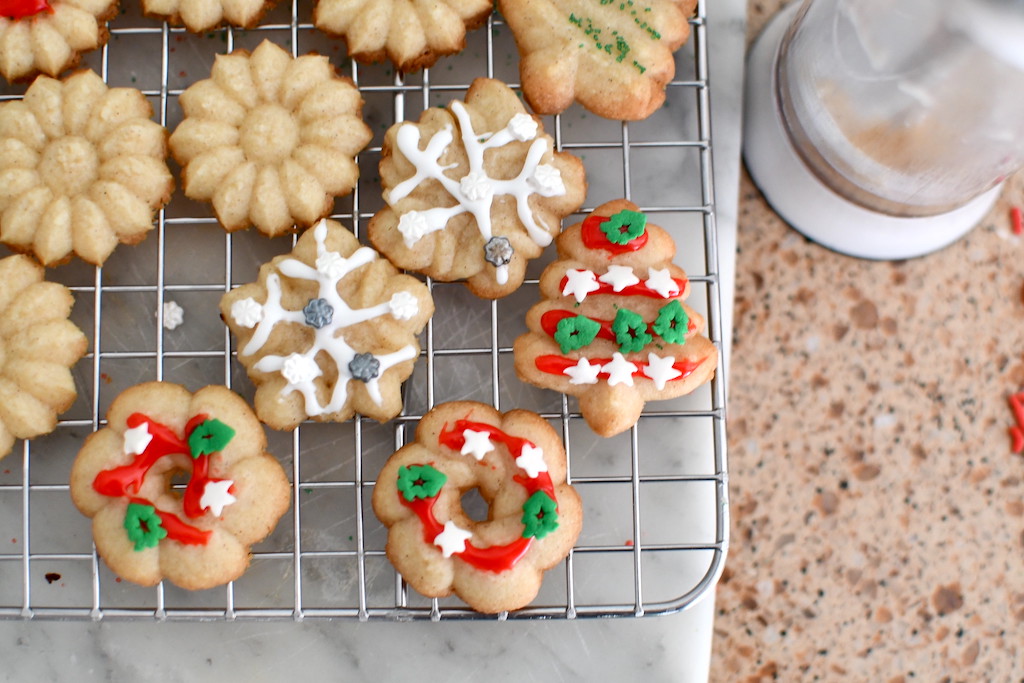decorated Christmas cookies 