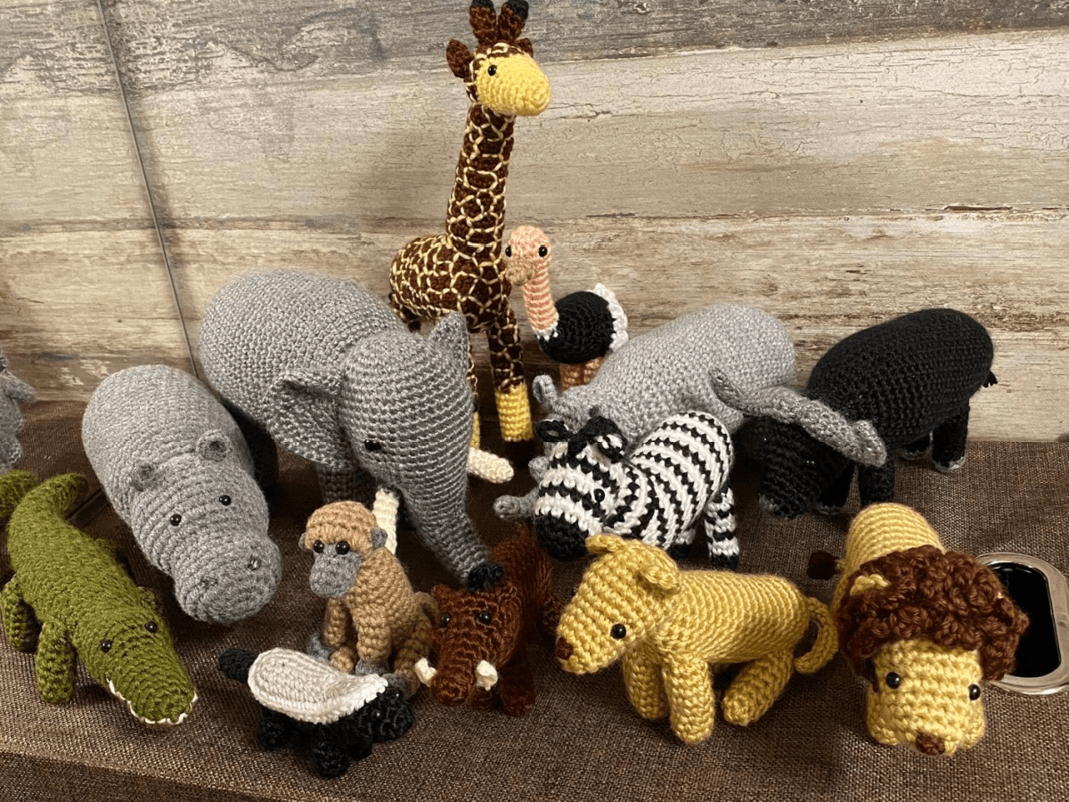 stuffed animal crochet kit