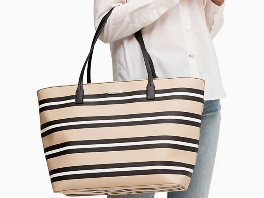 Kate Spade Staci Crossbody ONLY $99 (Reg $299) - Daily Deals & Coupons