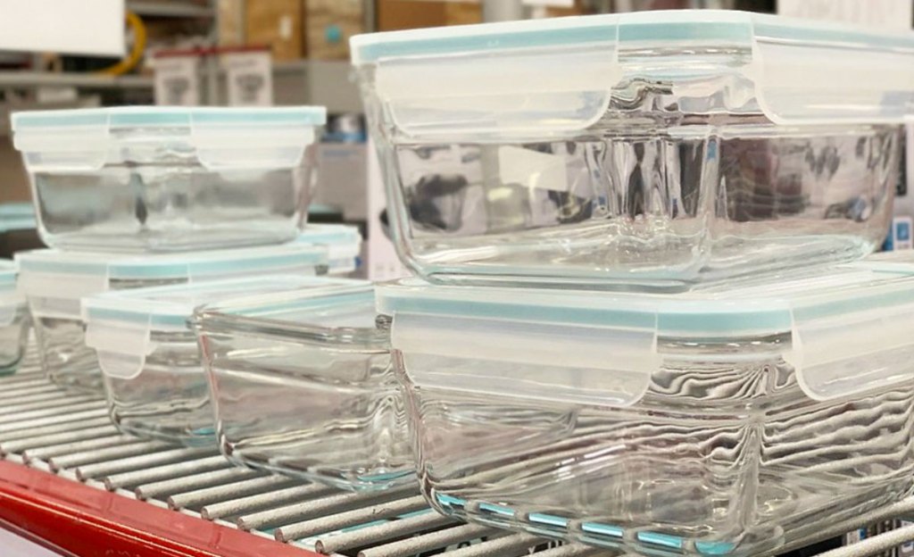 glass food storage containers on display at sams club
