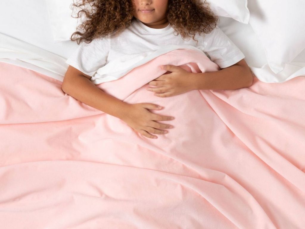 Pillowfort 6lb Weighted Blanket Only $20 on Target.com (Regularly $40