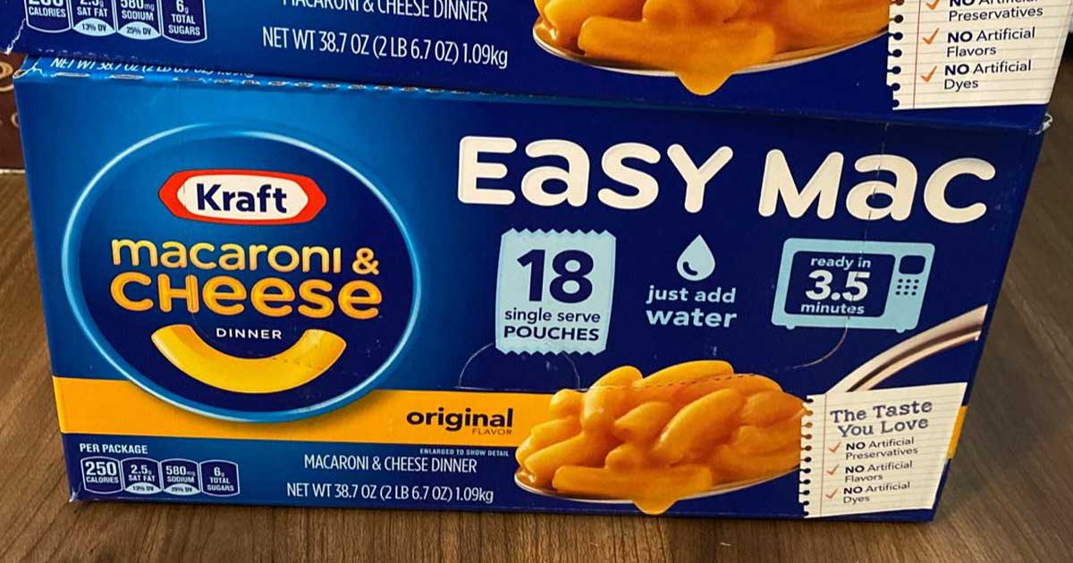 A box of kraft easy mac pouches sitting on a table