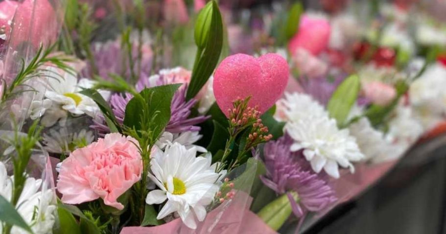 Kroger’s 12 Merry Days of Deals = $5 Off Floral Purchase