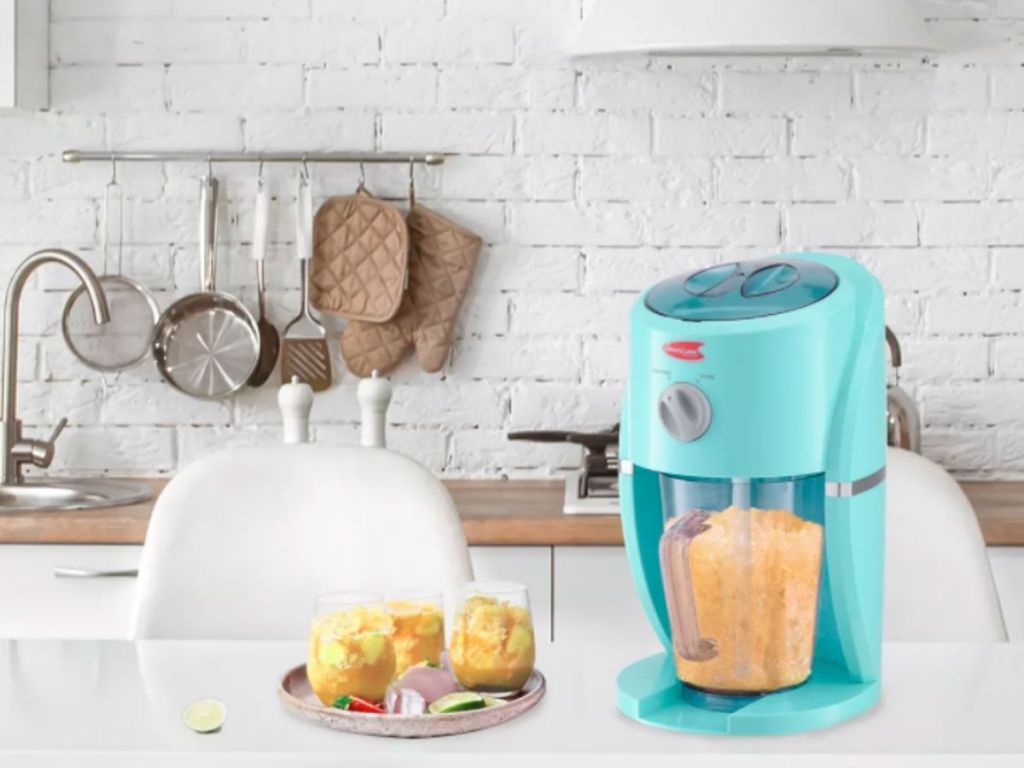 New Dash Mini Donut Maker from $13.99 + Free Shipping for Select Kohl's  Cardholders