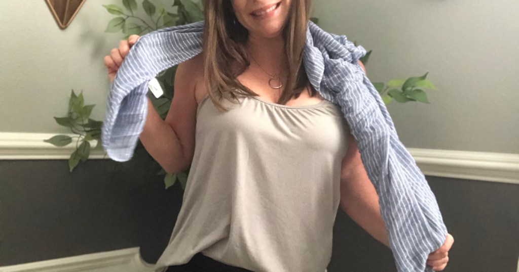 woman wearing 32 degrees gray cami with shawl