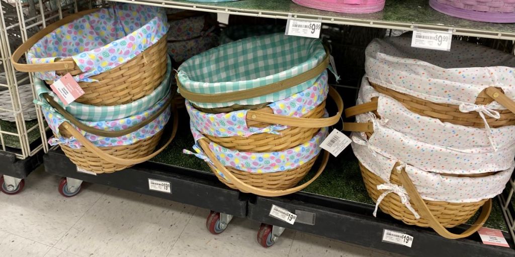 Easter baskets with liners in them