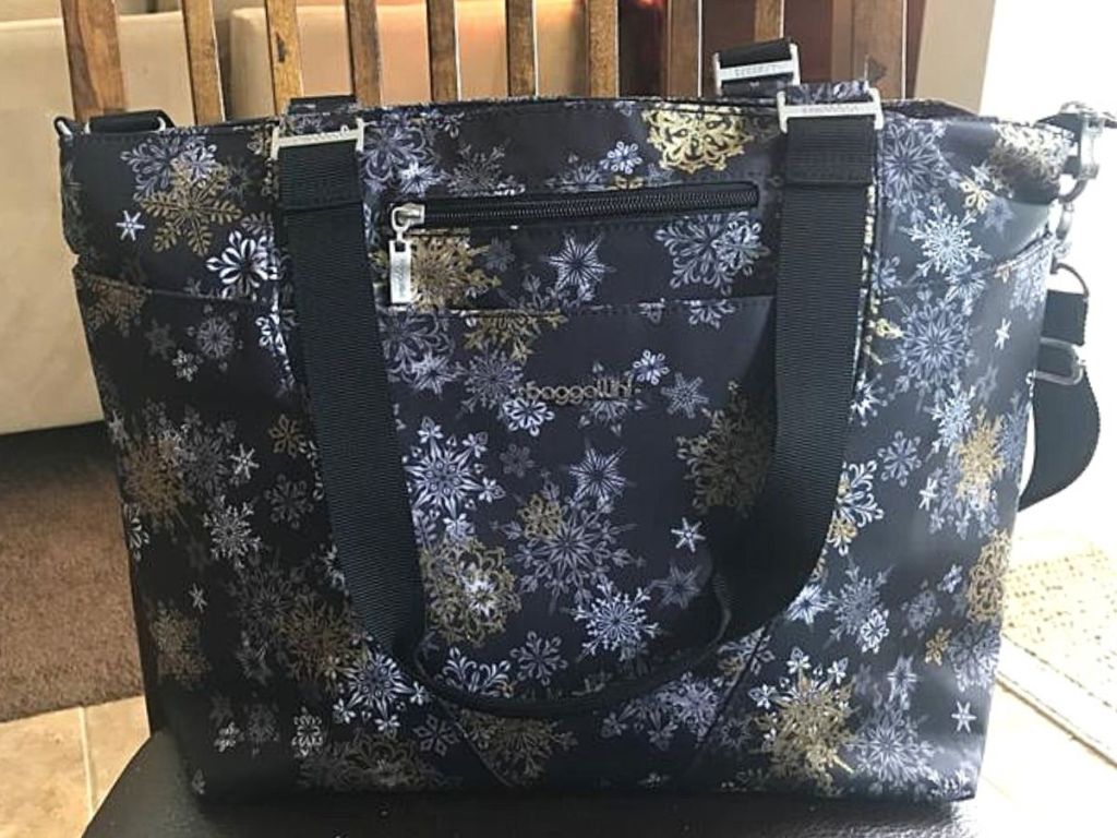 blue and gold flowery Baggallini tote 