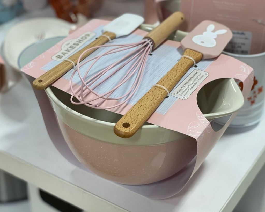 The Bakeshop Easter Mixing Bowl Set