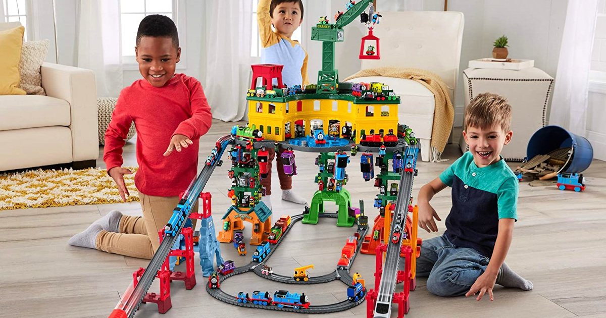Thomas & Friends Super Station Railway Train Track Set