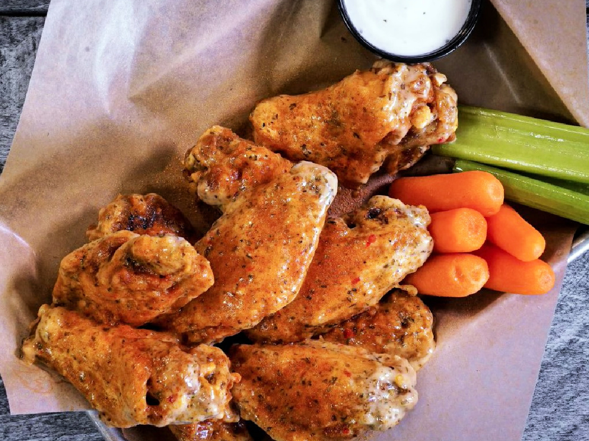 BOGO Free Buffalo Wild Wings Specials Hip2Save   Buffalo Wild Wings On A Plate 