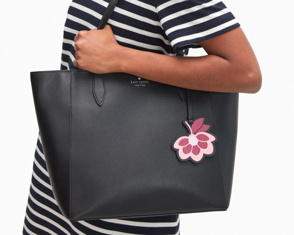 Kate Spade Large Tote Just $89 Shipped (Regularly $329) + Up to 70% Off  Accessories