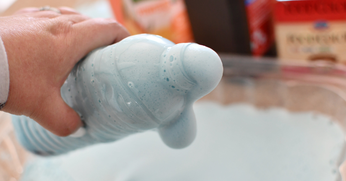 How to Make Elephant Toothpaste (Fun Science Experiment to do at Home!)