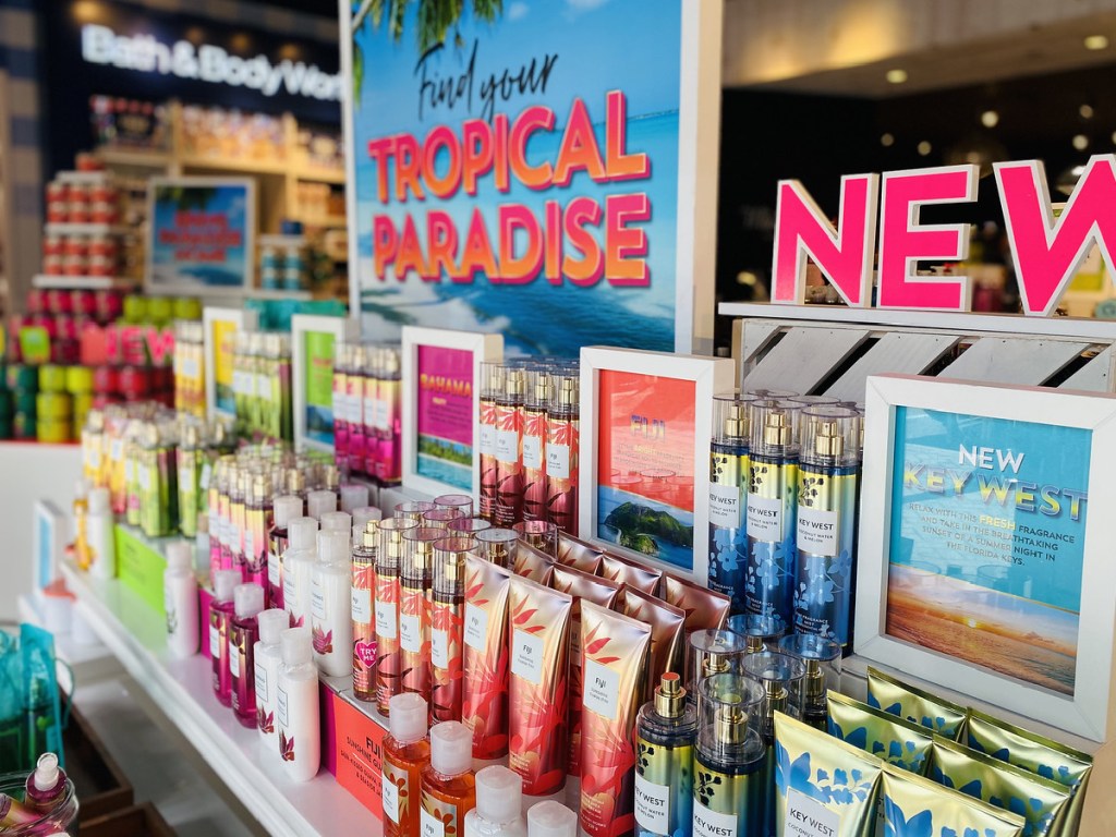 Free Bath & Body Works Bundle w/ ANY Purchase & Free Shipping on 50