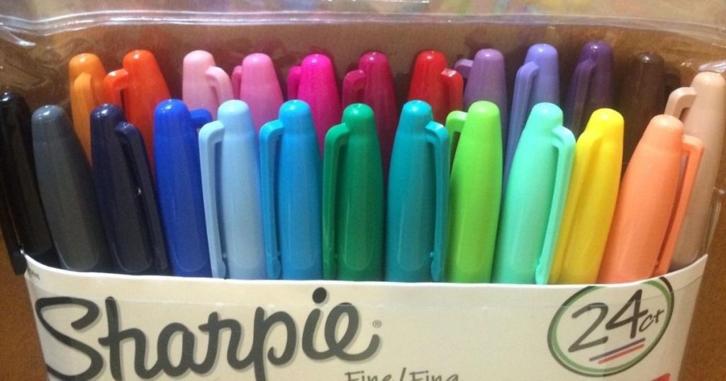 Sharpie Markers in plastic pack